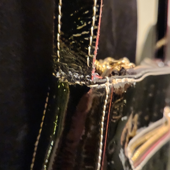 Arcadia Black Patent Leather Crossbody Bag - Picture 5 of 6